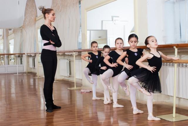 登場人物と関係性を整理する